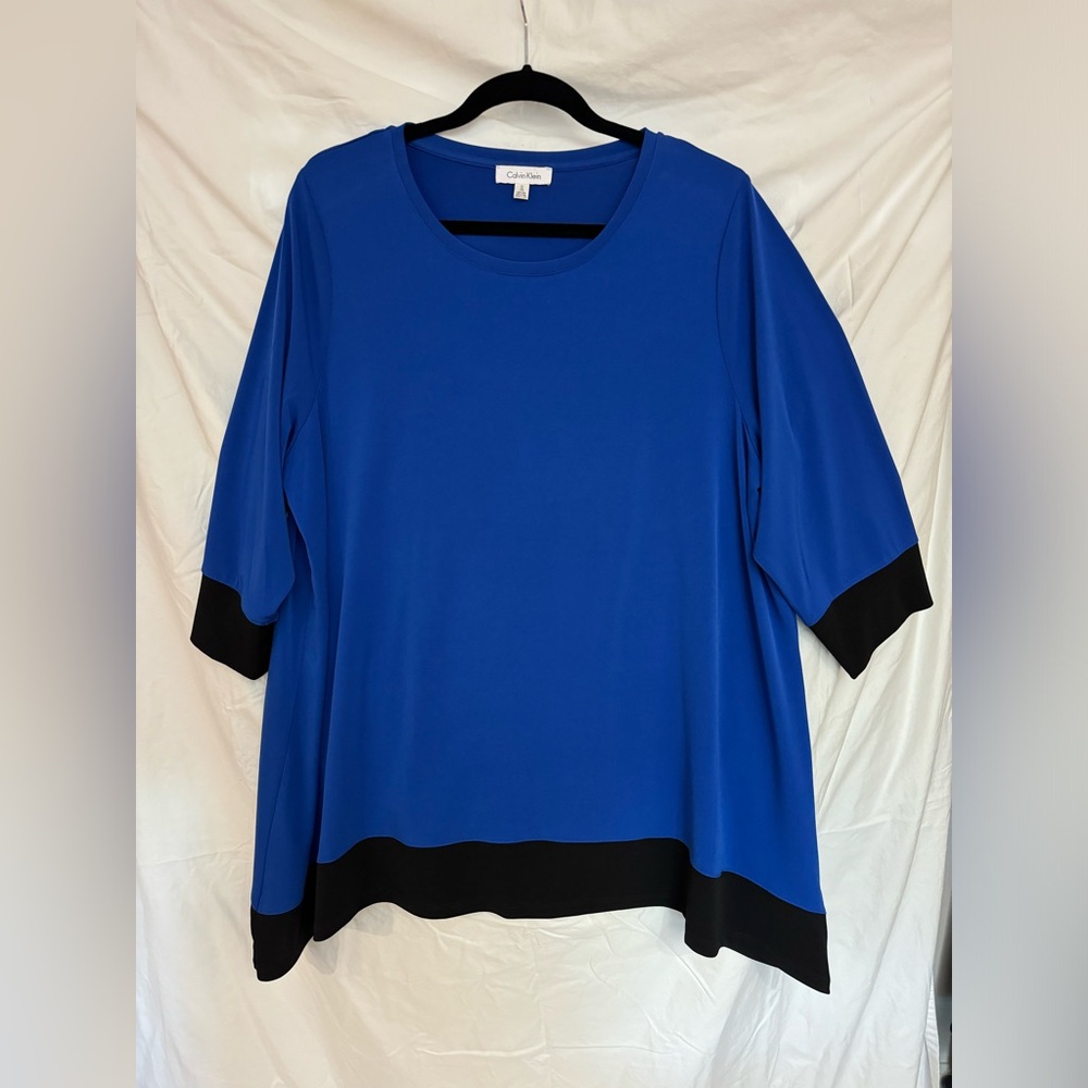 Blue & Black 3/4 length sleeve blouse